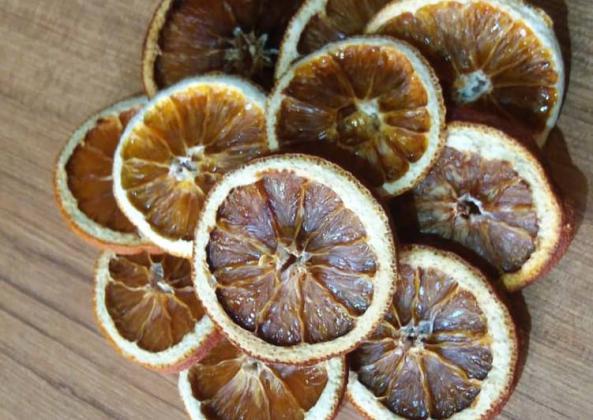 What are the advantages of dried oranges?